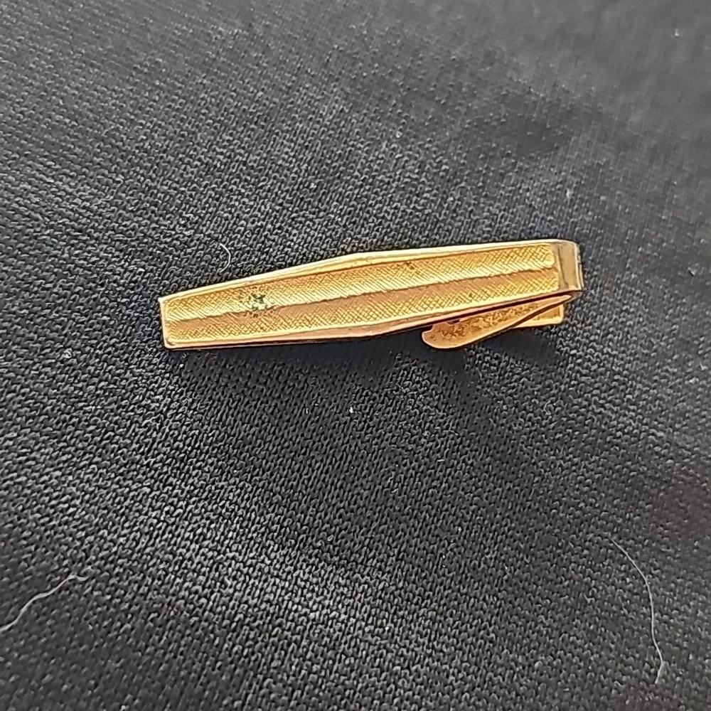 Vintage Gold Tone Tie Clip 🐈62